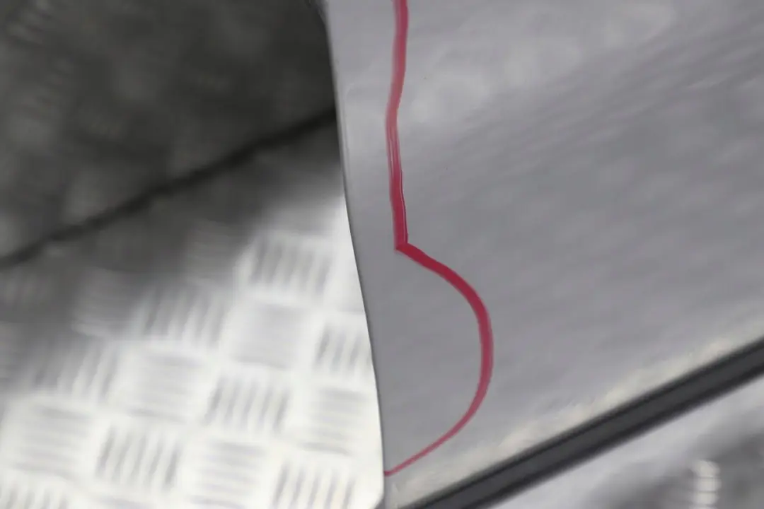 Beifahrer Tür vorne rechts Titansilber Titan Silber Metallic - 35 für BMW X5 er E53 mit Teilenummer 8256824 BMW X5 er E53 Beifahrer Tür vorne rechts Titansilber Titan Silber Metallic - 35 - SKU 8256824-TS2 - Teilenummer 8256824