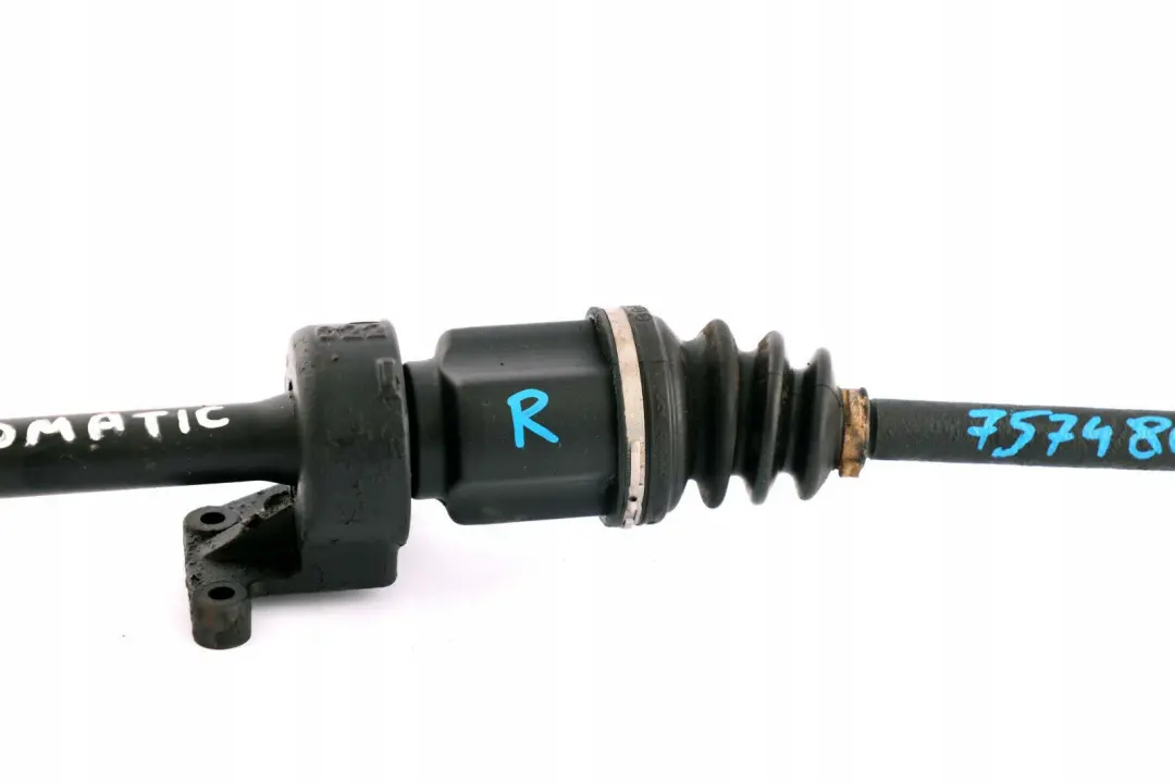 Albero di Uscita Frontale Dx Benzina Cambio Automatico per Mini Cooper R50 R52 con numero di parte 7574868 Mini Cooper R50 R52 Albero di Uscita Frontale Dx Benzina Cambio Automatico - SKU 7574868 - Numero di parte 7574868