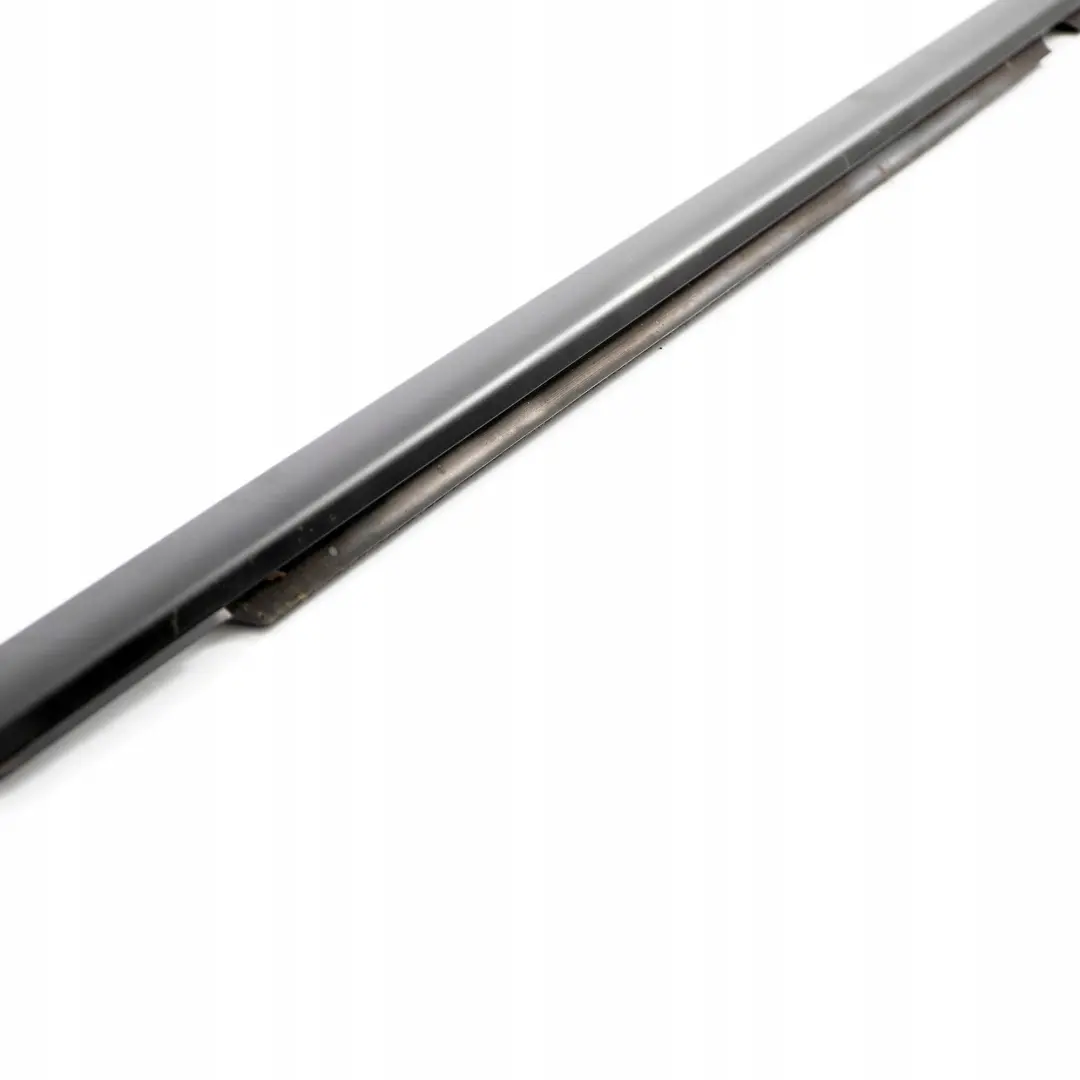 Mercedes W203 Modanatura striscia rivestimento esterna lunotto posteriore destro - SKU A2037350665 - Numero di parte A2037350665