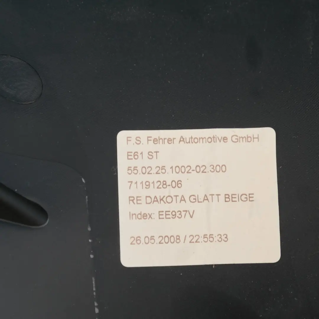 Boczek kanapy kanapa prawy skóra do BMW E61 E61N o numerze 7119128 BMW E61 E61N Boczek kanapy kanapa prawy skóra - SKU 7119128 - Numer Części 7119128