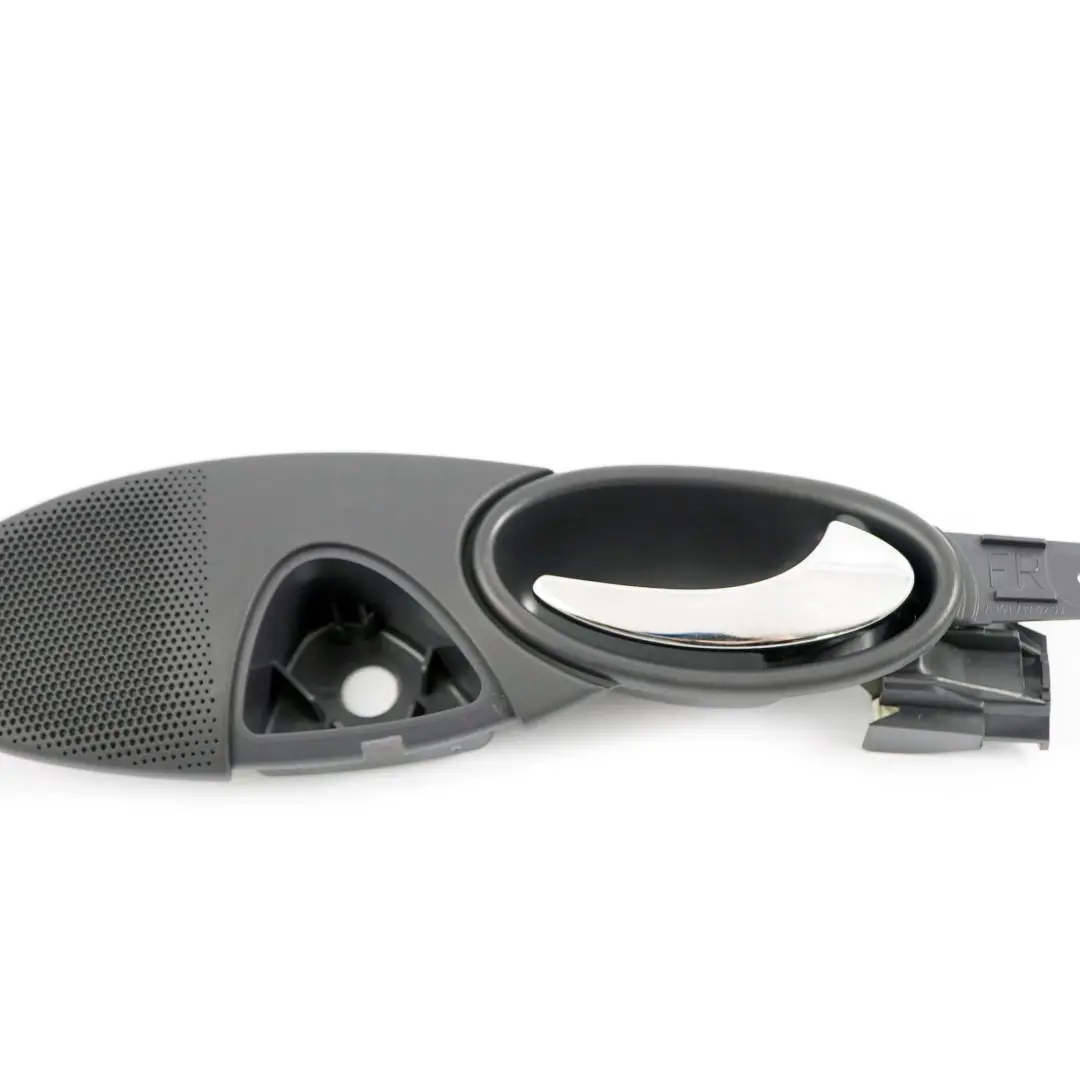 Interior Tirador Puerta Trasera Derecha Gris para Mercedes W168 con número de pieza A1687600661 Mercedes W168 Interior Tirador Puerta Trasera Derecha Gris - SKU A1687600661 - Número de pieza A1687600661