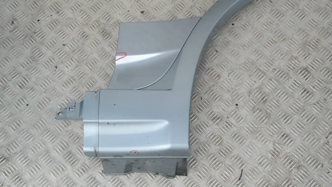 Couverture Passage de Roue avant Droit Bluewater Bleu pour BMW X3 E83 à propos du numéro de pièce 51713401808 BMW X3 E83 Couverture Passage de Roue avant Droit Bluewater Bleu - SKU 3401808 - Numéro de pièce 51713401808