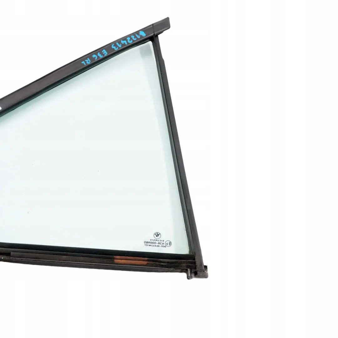 Trasero Izquierdo Lado Cuarto Ventana Vidrio Verde AS2 para BMW E36 Berlina con número de pieza 8122413 BMW E36 Berlina Trasero Izquierdo Lado Cuarto Ventana Vidrio Verde AS2 - SKU 8122413 - Número de pieza 8122413