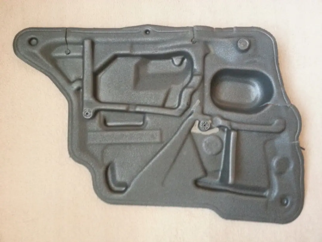 Wygłuszenie pianka drzwi lewy tył do BMW E90 o numerze 7161455 BMW E90 Wygłuszenie pianka drzwi lewy tył - SKU 7161455 - Numer Części 7161455