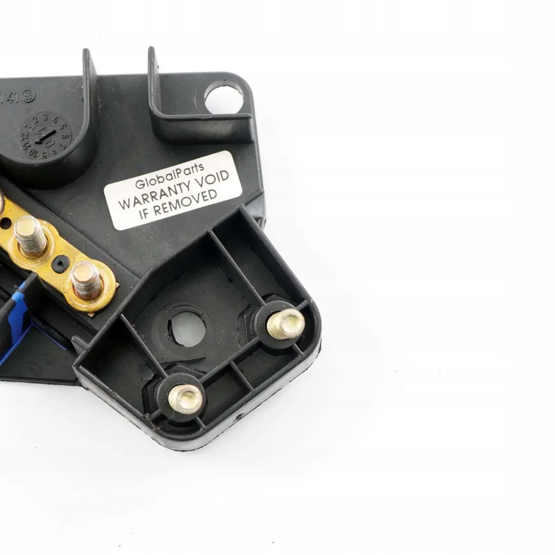 Mercedes-Benz E-Class W210 Battery Cable Box Connector Petrol to with Part number A2105460141 Mercedes-Benz E-Class W210 Battery Cable Box Connector Petrol - SKU A2105460141 - Part number A2105460141