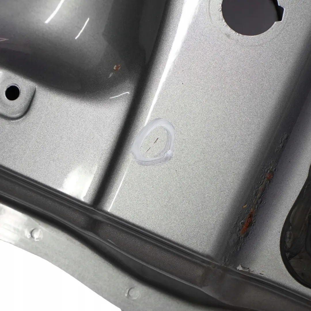 Maletero Puerta Partida Izquierda Plata Oscuro para Mini Clubman R55 1 con número de pieza 2757715 Mini Clubman R55 1 Maletero Puerta Partida Izquierda Plata Oscuro - SKU 2757715-DS1 - Número de pieza 2757715