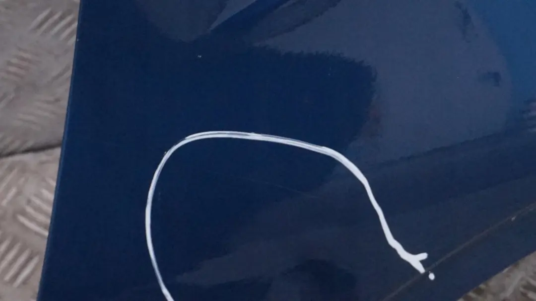 Fahrerseite Seitenwand vorne rechts Kotflügel Topasblau Topaz Blue für BMW X5 E53 mit Teilenummer 7000386 BMW X5 E53 Fahrerseite Seitenwand vorne rechts Kotflügel Topasblau Topaz Blue - SKU 7000386-TPB3 - Teilenummer 7000386