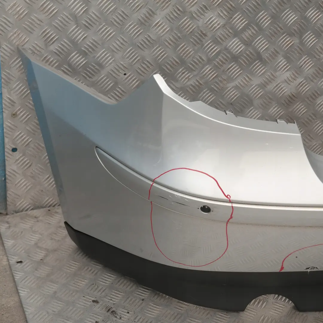 Zderzak tylny tył pdc titansilber 354 do BMW E87 o numerze 32630 BMW E87 Zderzak tylny tył pdc titansilber 354 - SKU 0032630-TS7 - Numer Części 32630