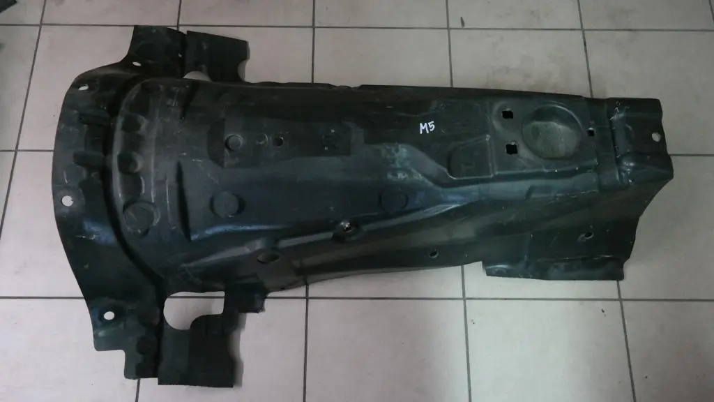 Osłona izolacja dźwiękowa tunelu BMW M5 e60 M6 e63 do o numerze 7897773 Osłona izolacja dźwiękowa tunelu BMW M5 e60 M6 e63 - SKU 7897773 - Numer Części 7897773