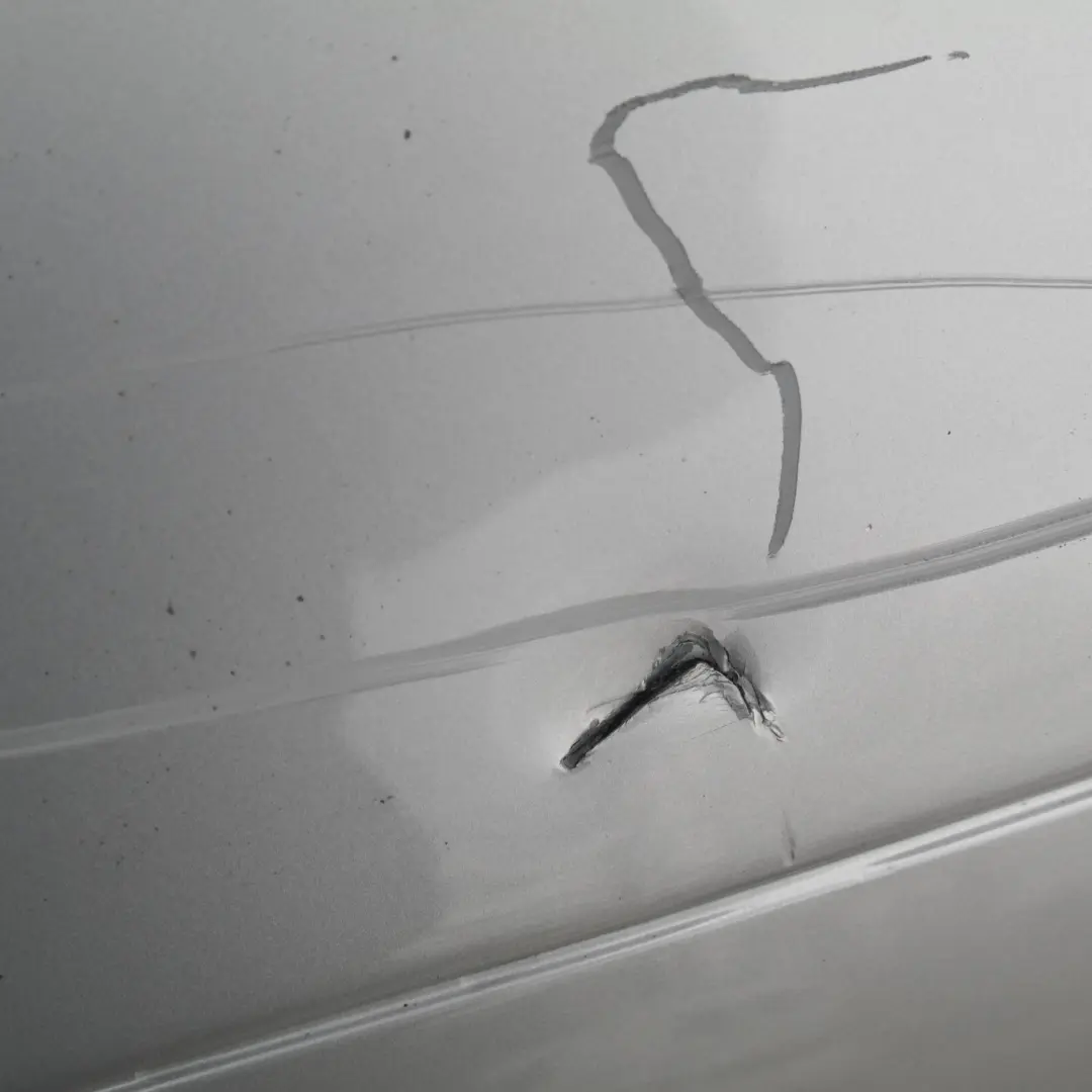 BMW 5 SERIES 2 E60 Saloon Rear Bumper PDC Titansilber Silver Metallic - 354 - SKU 0149318-TS2 - Part number 149318