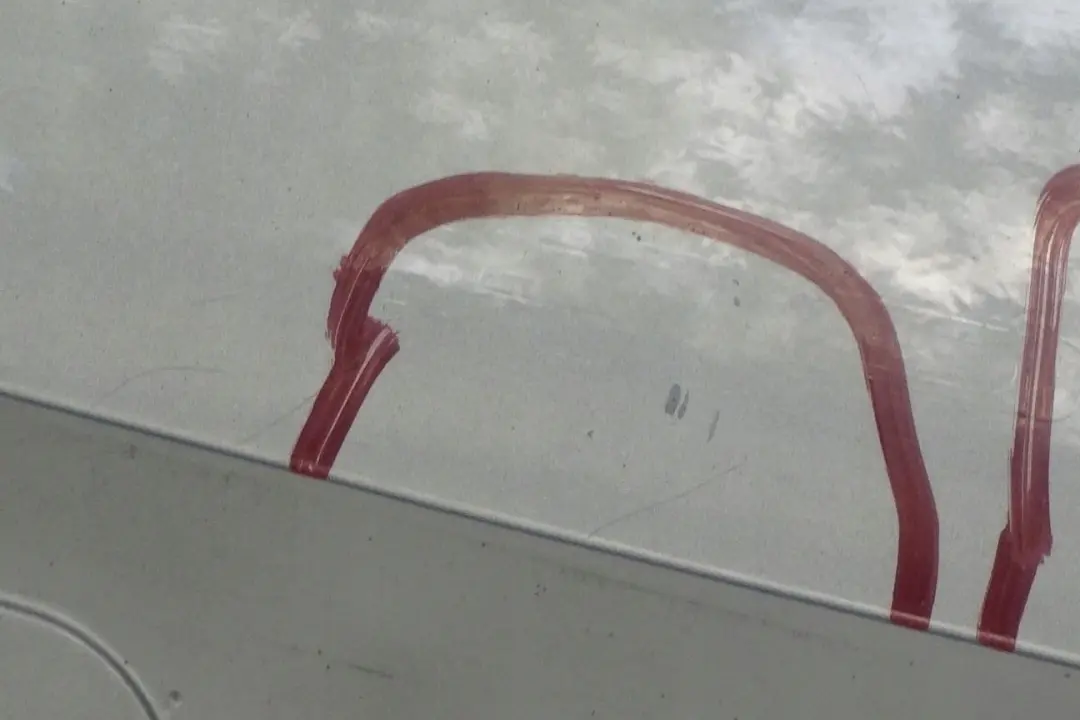 Klapa tylna tył bagażnika titansilber do BMW E92 o numerze 7168515 BMW E92 Klapa tylna tył bagażnika titansilber - SKU 7168515-TS - Numer Części 7168515