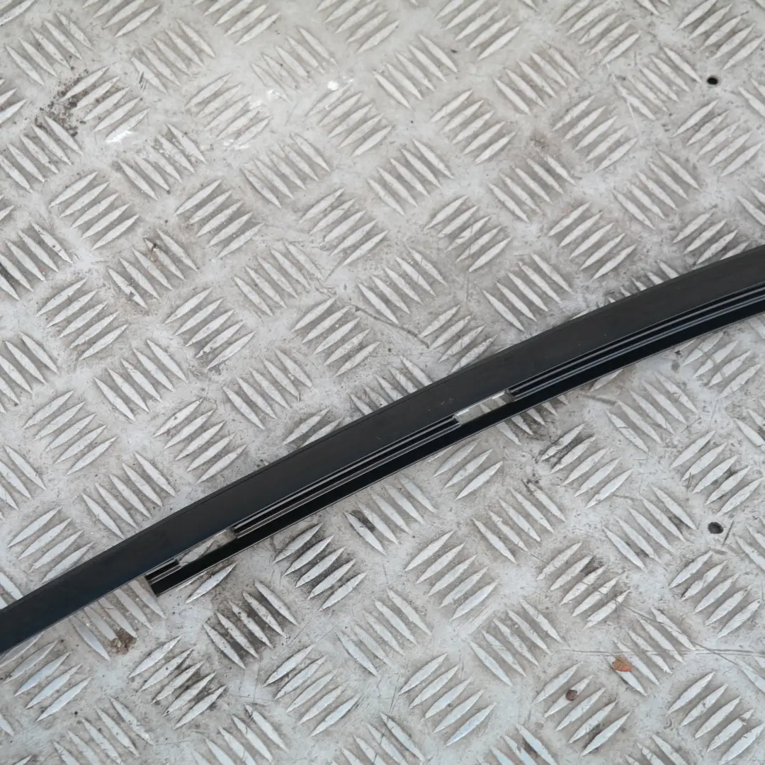 BMW X5 er E53 Blende Fensterrahmen Tür vorne links GLANZSCHWARZ SCHWARZ 825768 - SKU 8257683 - Teilenummer 8257683