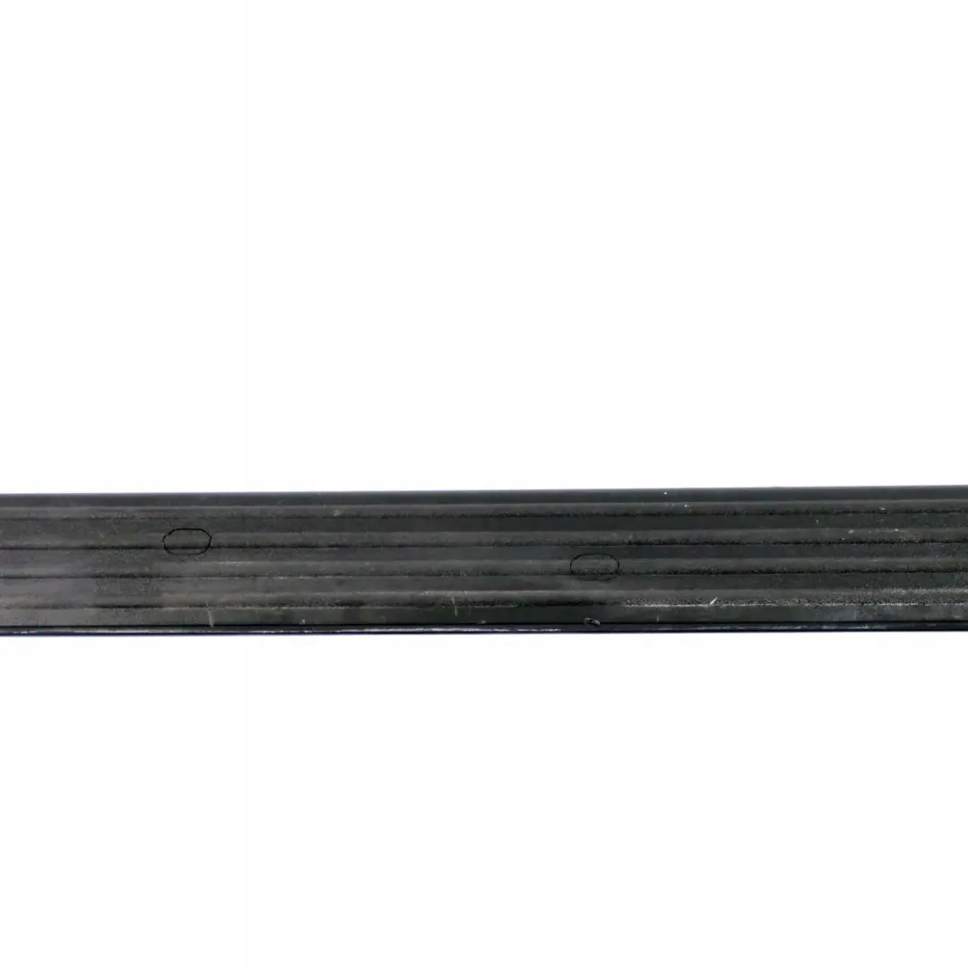 W414 Porta posteriore sinistra Porta scorrevole Ingresso Ledge Trim per Mercedes con numero di parte A4146860174 Mercedes W414 Porta posteriore sinistra Porta scorrevole Ingresso Ledge Trim - SKU A4146860174 - Numero di parte A4146860174