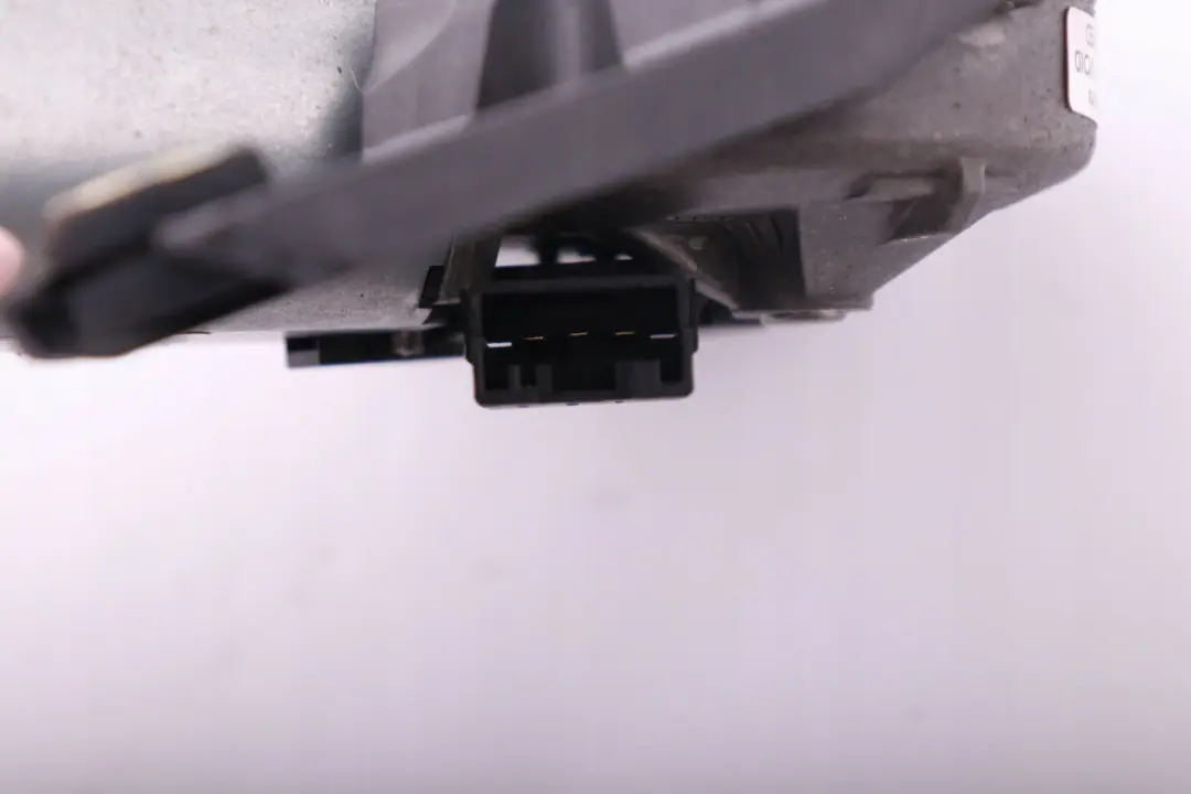 Motorino Tergicristalli Lunotto SX per Mini Cooper One Clubman R55 LCI con numero di parte 7168153 Mini Cooper One Clubman R55 LCI Motorino Tergicristalli Lunotto SX - SKU 7168153 - Numero di parte 7168153