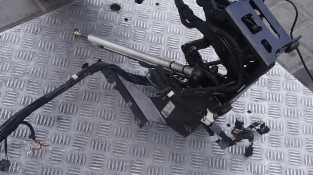 BMW E64 Cabrio Dach składany schwarz - SKU 7003099 - Numer Części 7003099
