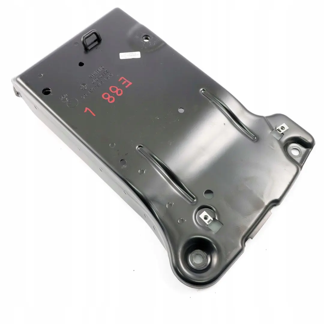 Proteccion antivuelco Placa De proteccion De carga izquierda para BMW E88 con número de pieza 7187481 BMW E88 Proteccion antivuelco Placa De proteccion De carga izquierda - SKU 7187481 - Número de pieza 7187481