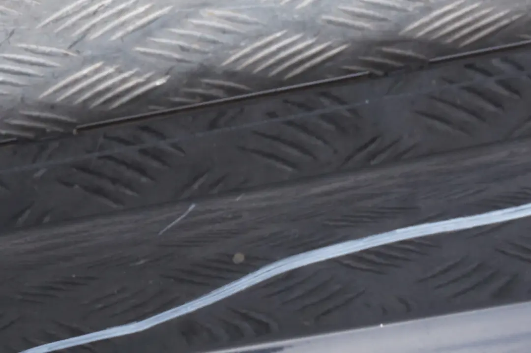 BMW E87 LCI M Sport Listello Portiera Apertura Gonna Destra Black Sapphire - SKU 0033556-BS2 - Numero di parte 33556