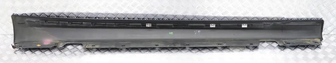 Sill Strip Faldon Lateral Izquierdo Carbonschwarz Negro 416 para BMW E90 E91 M Sport con número de pieza 0033441 BMW E90 E91 M Sport Sill Strip Faldon Lateral Izquierdo Carbonschwarz Negro 416 - SKU 0033441-CAR4 - Número de pieza 0033441