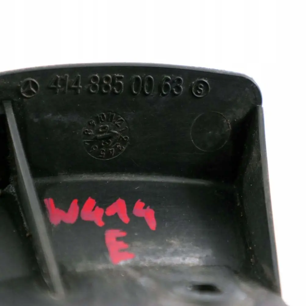 Mercedes-Benz Choc-Receveur Arriere Support Couvercle A Gauche pour à propos du numéro de pièce A4148850063 Mercedes-Benz Choc-Receveur Arriere Support Couvercle A Gauche - SKU A4148850063 - Numéro de pièce A4148850063