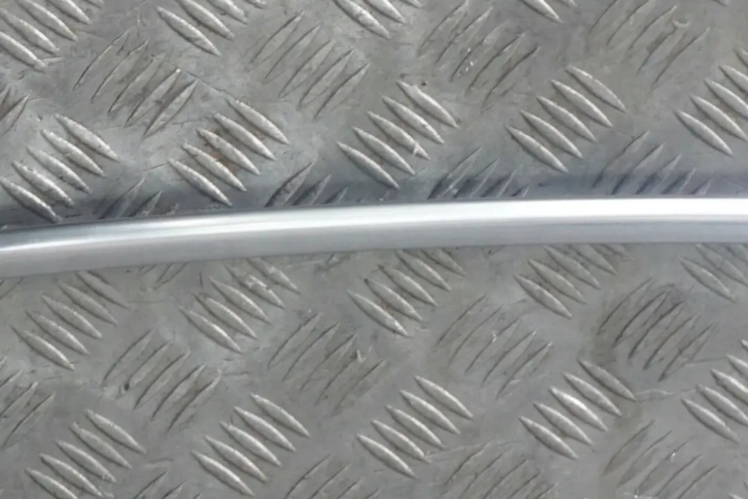 Front Left N/S Roof Frame Trim Strip Chrome to BMW 6 Series E63 with Part number 7008583 BMW 6 Series E63 Front Left N/S Roof Frame Trim Strip Chrome - SKU 7008583 - Part number 7008583