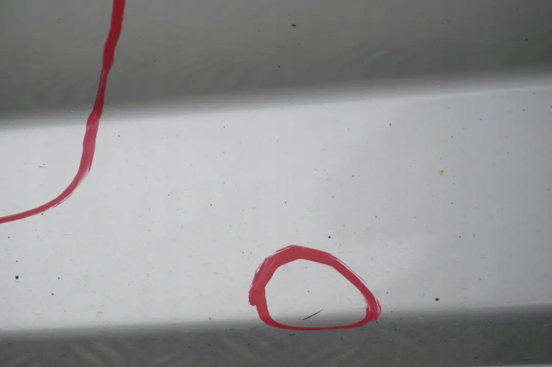 Schwellerleiste Blende Schweller rechts Titansilber Silber 354 für BMW 1 E81 E82 E88 mit Teilenummer 0036142 BMW 1 E81 E82 E88 Schwellerleiste Blende Schweller rechts Titansilber Silber 354 - SKU 0036142-TS3 - Teilenummer 0036142