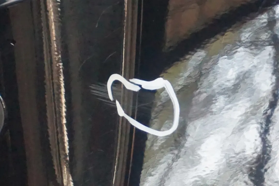 Klapa pokrywa bagażnika schwarz II do BMW 5 E60 LCI o numerze 41627168761-SCH BMW 5 E60 LCI Klapa pokrywa bagażnika schwarz II - SKU 7168761-SCH1 - Numer Części 41627168761-SCH