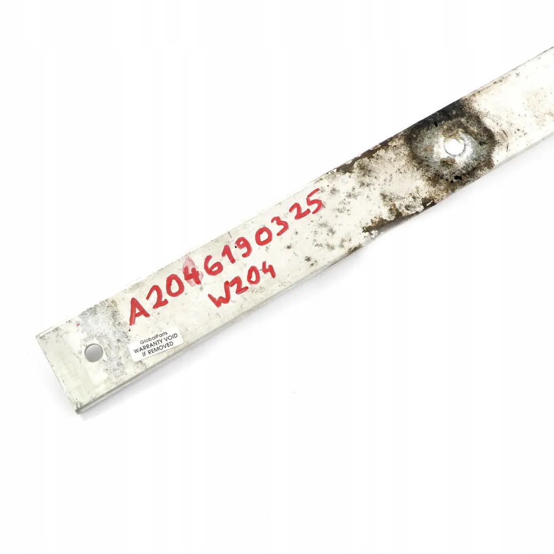 Mercedes-Benz C E Classe W204 W207 echappement Tunnel Rayures Support pour à propos du numéro de pièce A2046190325 Mercedes-Benz C E Classe W204 W207 echappement Tunnel Rayures Support - SKU A2046190325 - Numéro de pièce A2046190325