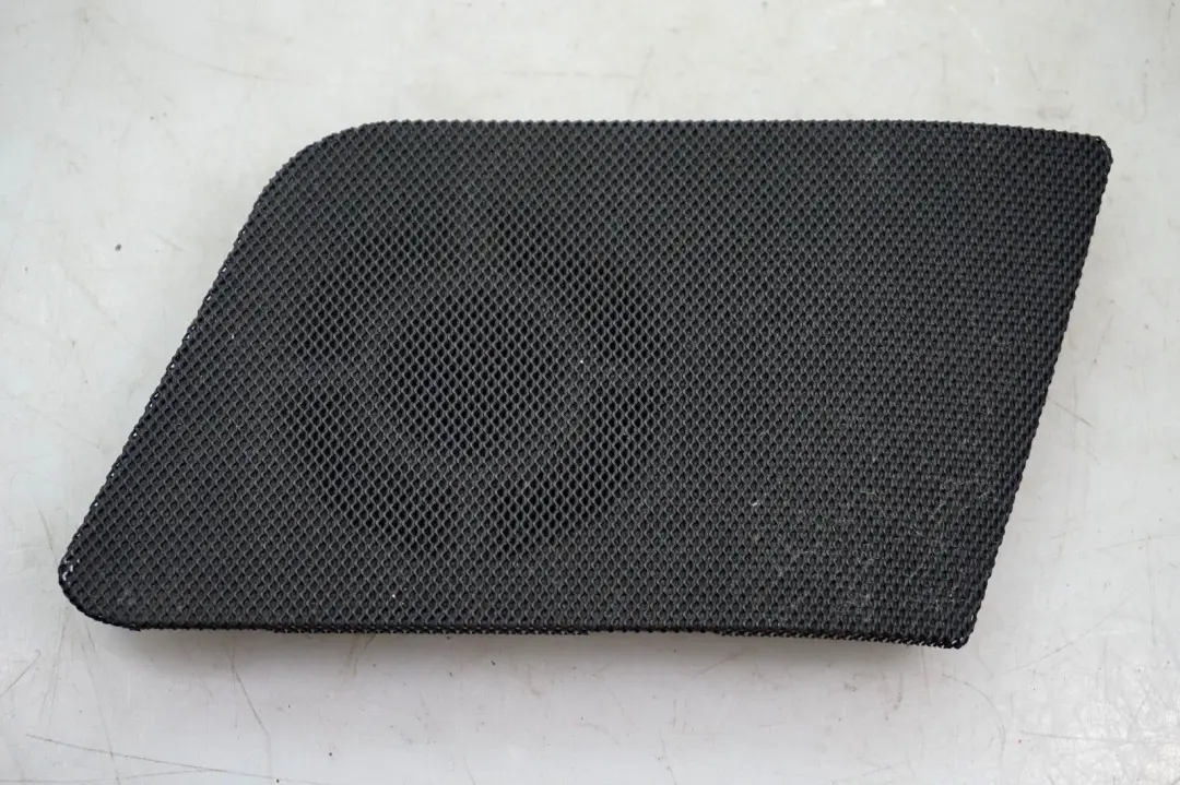 Front Right O/S Cover Dashboard Loudspeaker Speaker to BMW X5 Series E53 with Part number 8408926 BMW X5 Series E53 Front Right O/S Cover Dashboard Loudspeaker Speaker - SKU rhd-8408926 - Part number 8408926