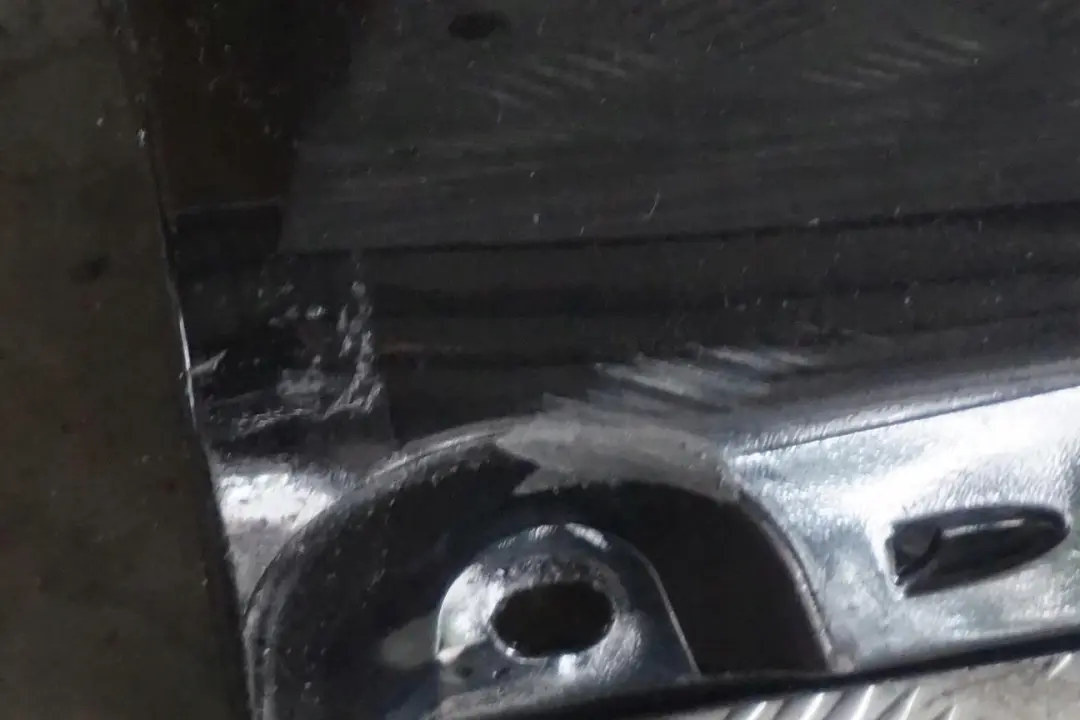 Listello Portiera Copertura Sinistra Ossidiana Nero - 197U per Mercedes CLC CL203 con numero di parte A2036980554 Mercedes CLC CL203 Listello Portiera Copertura Sinistra Ossidiana Nero - 197U - SKU A2036980554-OB - Numero di parte A2036980554