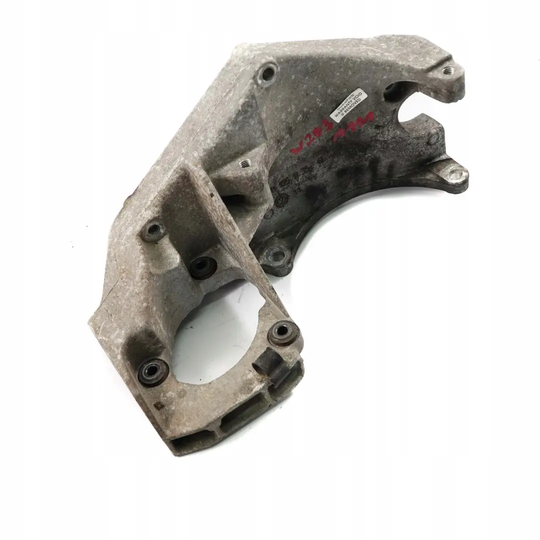 M111 C 180 Engine Alternator Mount Bracket pour Mercedes W203 à propos du numéro de pièce A1111551135 Mercedes W203 M111 C 180 Engine Alternator Mount Bracket - SKU A1111551135 - Numéro de pièce A1111551135