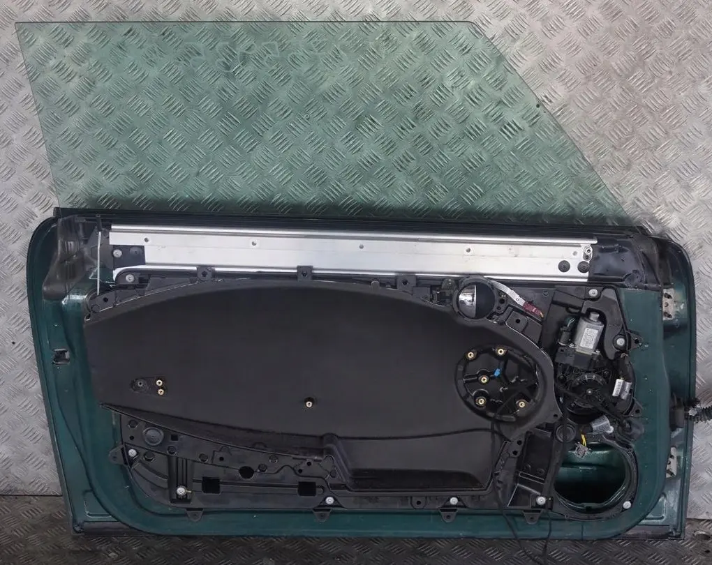 Gauche Britanique Vert pour Mini Cooper 5 R55 R56 R57 R58 R59 Porte avant à propos du numéro de pièce 2755935 Mini Cooper 5 R55 R56 R57 R58 R59 Porte avant Gauche Britanique Vert - SKU 2755935-BRG5 - Numéro de pièce 2755935