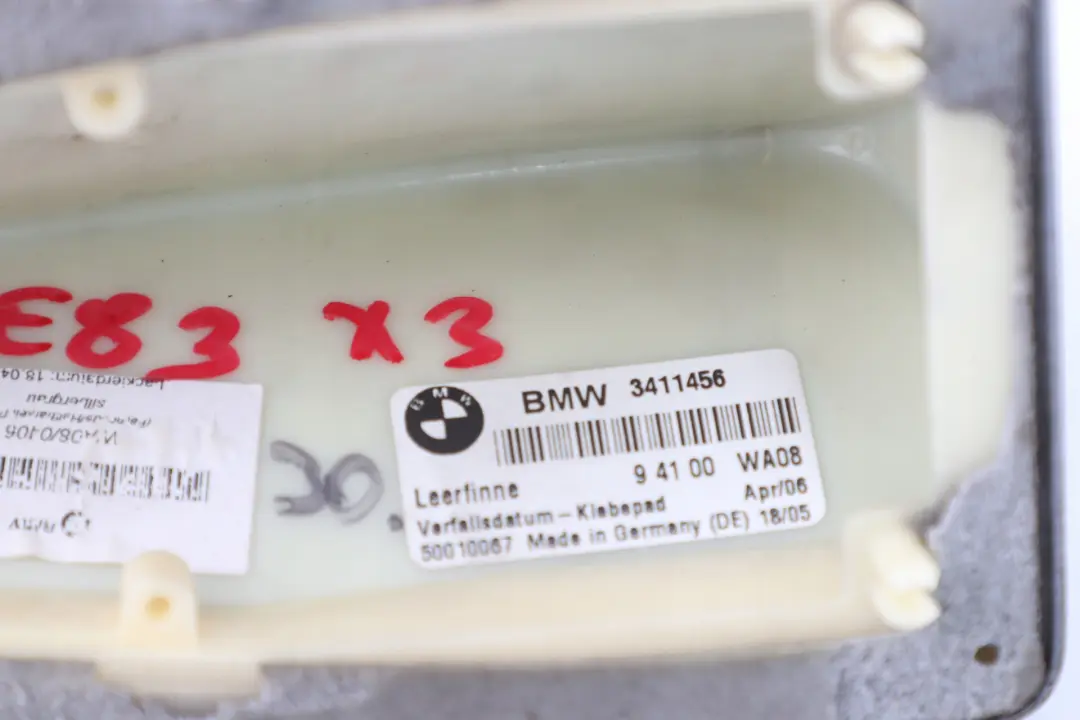 Rekin płetwa obudowa anteny 3411456 do BMW E83 X3 o numerze 3454168 BMW E83 X3 Rekin płetwa obudowa anteny 3411456 - SKU 3454168-SBG - Numer Części 3454168