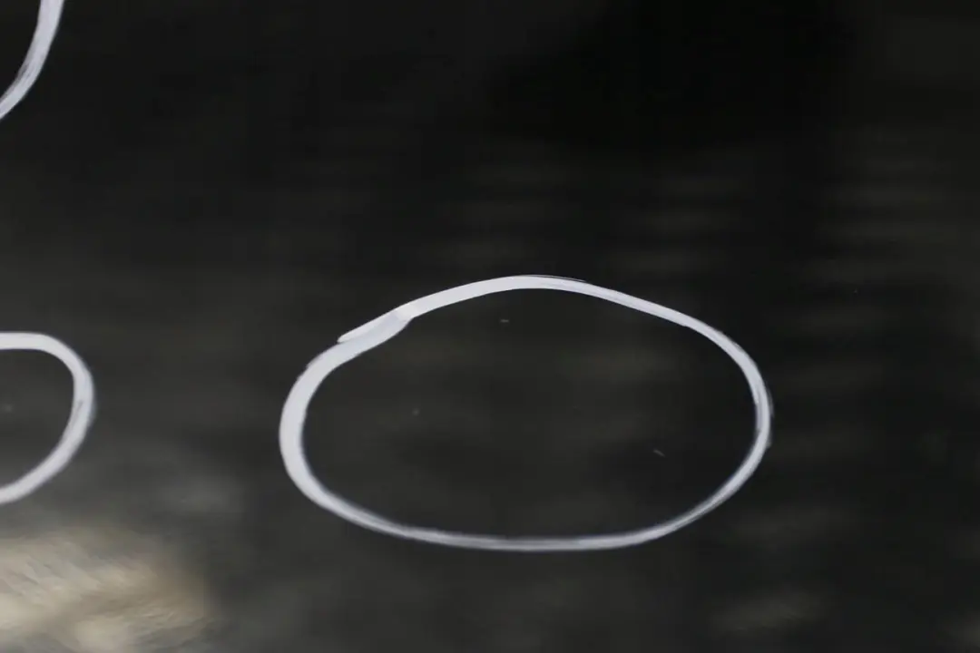 Berline Porte Arriere Droite Noir Sapphire Noir Metallique - 475 pour BMW 3 E46 à propos du numéro de pièce 7034154 BMW 3 E46 Berline Porte Arriere Droite Noir Sapphire Noir Metallique - 475 - SKU 7034154-BS - Numéro de pièce 7034154