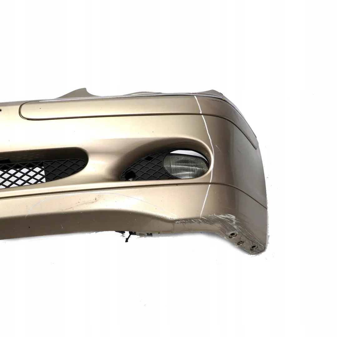 Mercedes-Benz C Klasse W203 Stossfänger Vorn Travertinbeige Metallic - 693 für mit Teilenummer A2038851325 Mercedes-Benz C Klasse W203 Stossfänger Vorn Travertinbeige Metallic - 693 - SKU A2038851325-TRB - Teilenummer A2038851325