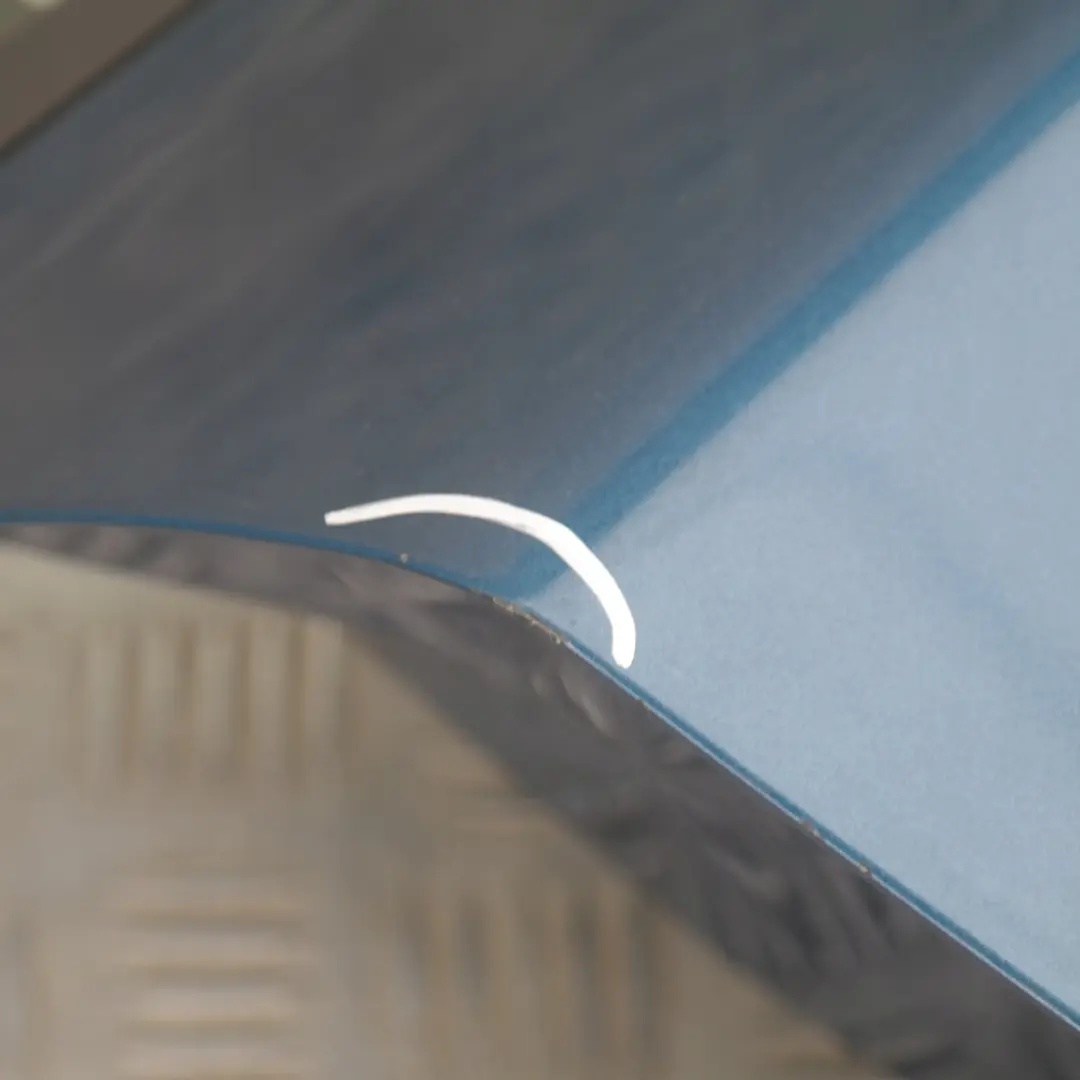 Porta anteriore destra Sydneyblau Blu - A19 per BMW E87 con numero di parte 7191012 BMW E87 Porta anteriore destra Sydneyblau Blu - A19 - SKU 7191012-SYD6 - Numero di parte 7191012