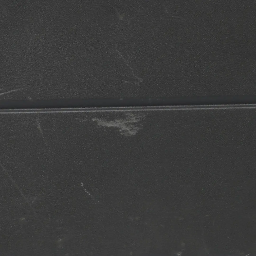 W414 Copertura pannello interno bagagliaio posteriore bagagliaio per Mercedes con numero di parte A4147400070 Mercedes W414 Copertura pannello interno bagagliaio posteriore bagagliaio - SKU A4147400070 - Numero di parte A4147400070