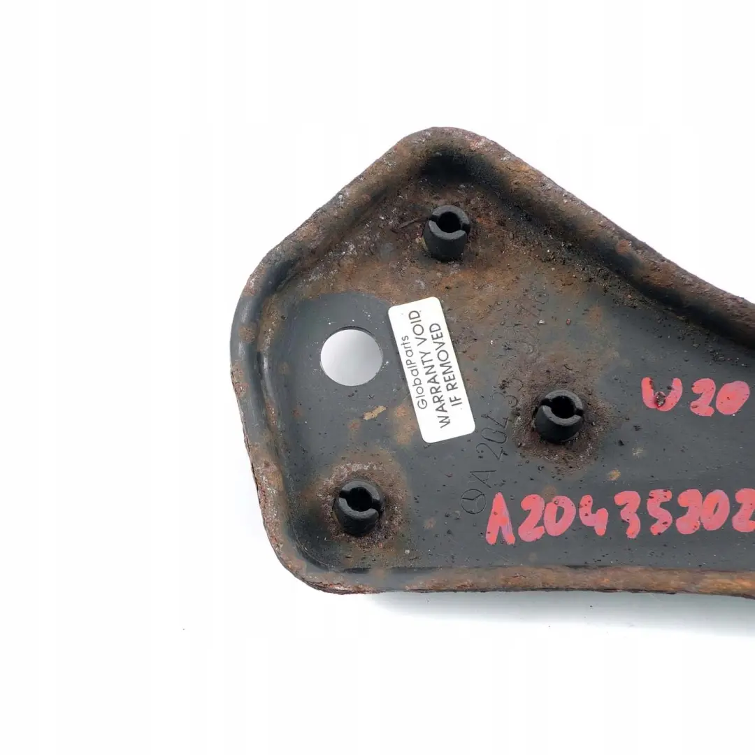 Soporte Placa Montaje Exterior Derecho Subchasis Trasero para Mercedes W204 W212 con número de pieza A2043520246 Mercedes W204 W212 Soporte Placa Montaje Exterior Derecho Subchasis Trasero - SKU A2043520246 - Número de pieza A2043520246