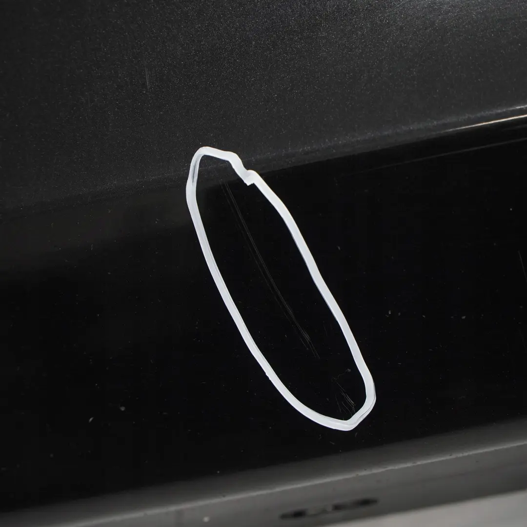 Sill Strip Side Skirt Derecha Negro Zafiro Metalizado - 475 para BMW E87 LCI 8 con número de pieza 51770036144 BMW E87 LCI 8 Sill Strip Side Skirt Derecha Negro Zafiro Metalizado - 475 - SKU 0036144-BS8 - Número de pieza 51770036144