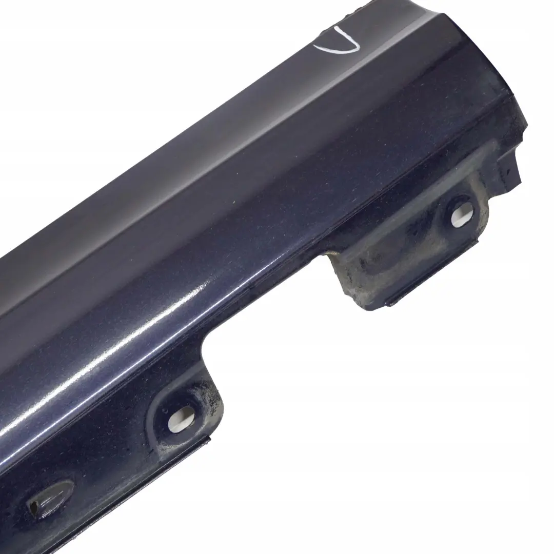 Mercedes-Benz W203 Bas de Porte Couverture Seuil a Gauche Tanzanitblau 359 pour à propos du numéro de pièce A2036981354 Mercedes-Benz W203 Bas de Porte Couverture Seuil a Gauche Tanzanitblau 359 - SKU A2036981354-TB - Numéro de pièce A2036981354