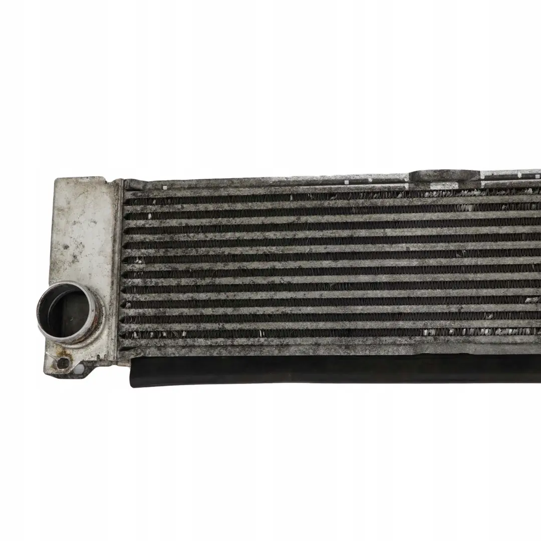 Mercedes Vito W639 Refroidisseur d'air charge Radiateur - SKU A6395010301 - Numéro de pièce A6395010301