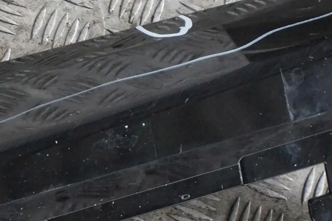 BMW Fila F40 F44 Listello Esterno Portiera Destro Nero 2 - 668 - SKU 9464568-SCH - Numero di parte 9464568