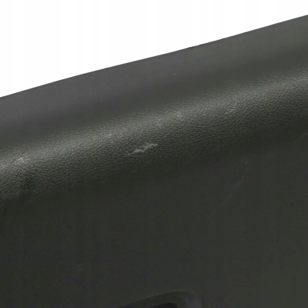 W414 Copertura pannello interno bagagliaio posteriore bagagliaio per Mercedes con numero di parte A4147400070 Mercedes W414 Copertura pannello interno bagagliaio posteriore bagagliaio - SKU A4147400070 - Numero di parte A4147400070