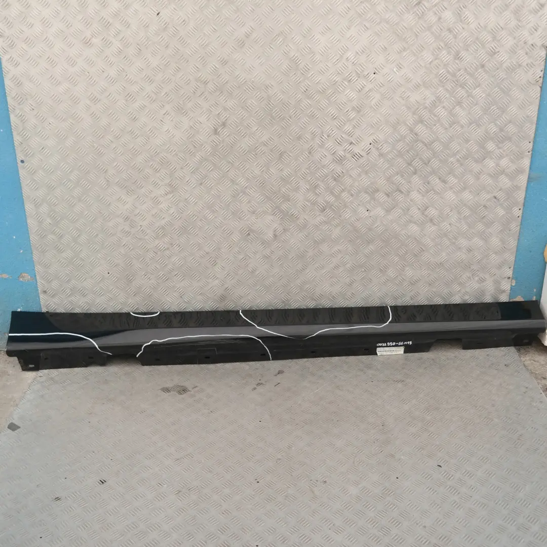 Schwellerleiste Blende Schweller rechts Schwarz 2 für BMW 3 er 15 E90 E91 mit Teilenummer 32950 BMW 3 er 15 E90 E91 Schwellerleiste Blende Schweller rechts Schwarz 2 - SKU 0032950-SCH15 - Teilenummer 32950