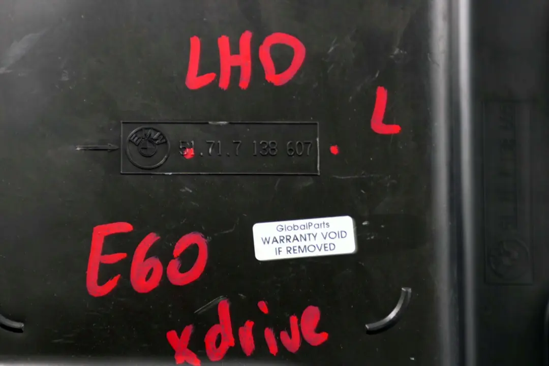 Abdeckung Lenkgetriebe Unten Links 7138607 für BMW 5 er E60 E61 xDrive mit Teilenummer 7130332 BMW 5 er E60 E61 xDrive Abdeckung Lenkgetriebe Unten Links 7138607 - SKU lhd-7203991 - Teilenummer 7130332