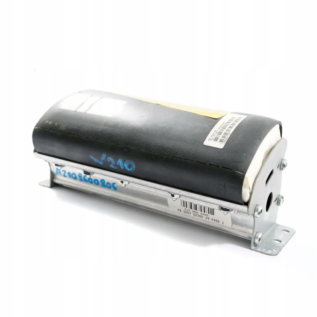 Airbag frontal côté passager A2108602205 pour Mercedes W210 à propos du numéro de pièce A2108600805 Mercedes W210 Airbag frontal côté passager A2108602205 - SKU A2108600805 - Numéro de pièce A2108600805