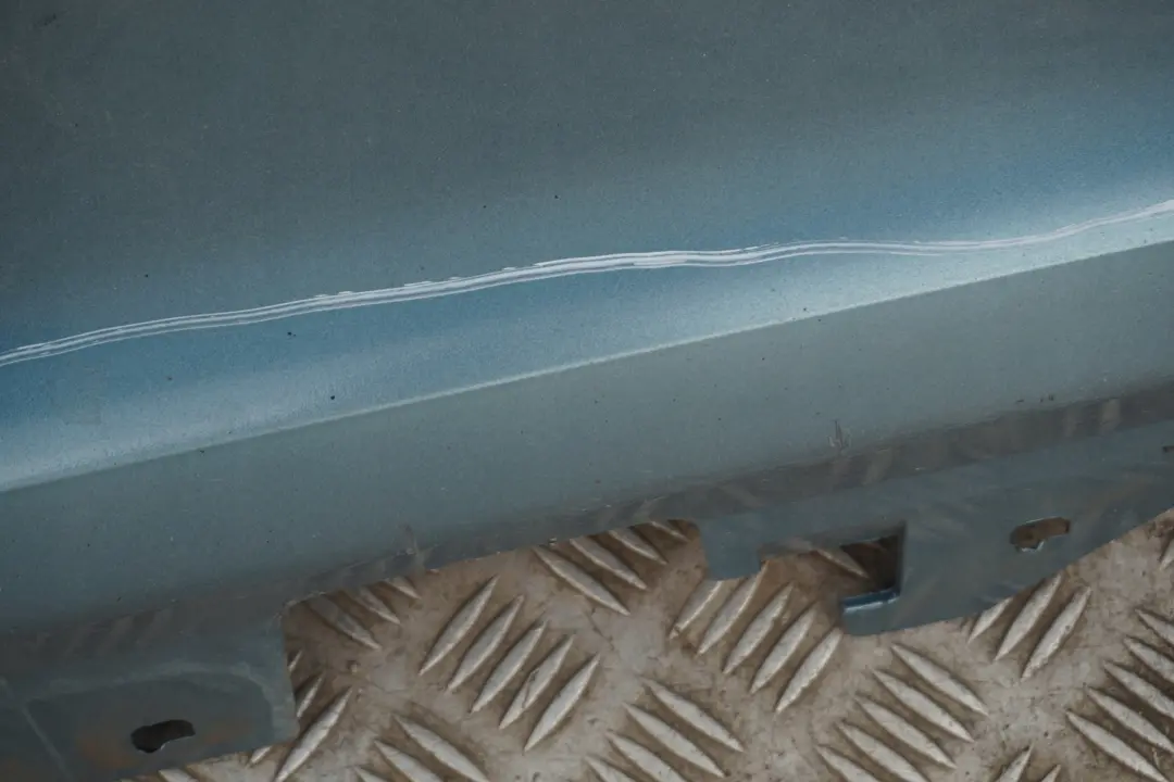 Sill Strip Faldon Lateral Derecho Atlantikblau Atlantic Blue para BMW E92 E93 con número de pieza 0034058 BMW E92 E93 Sill Strip Faldon Lateral Derecho Atlantikblau Atlantic Blue - SKU 0034058-ATL - Número de pieza 0034058