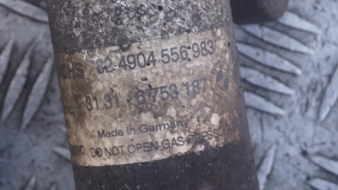 N62 333PS Stoßdämpfer Federbein vorn links Schwenklager für BMW 7 er E65 745i mit Teilenummer 6786533 BMW 7 er E65 745i N62 333PS Stoßdämpfer Federbein vorn links Schwenklager - SKU 6786533 - Teilenummer 6786533