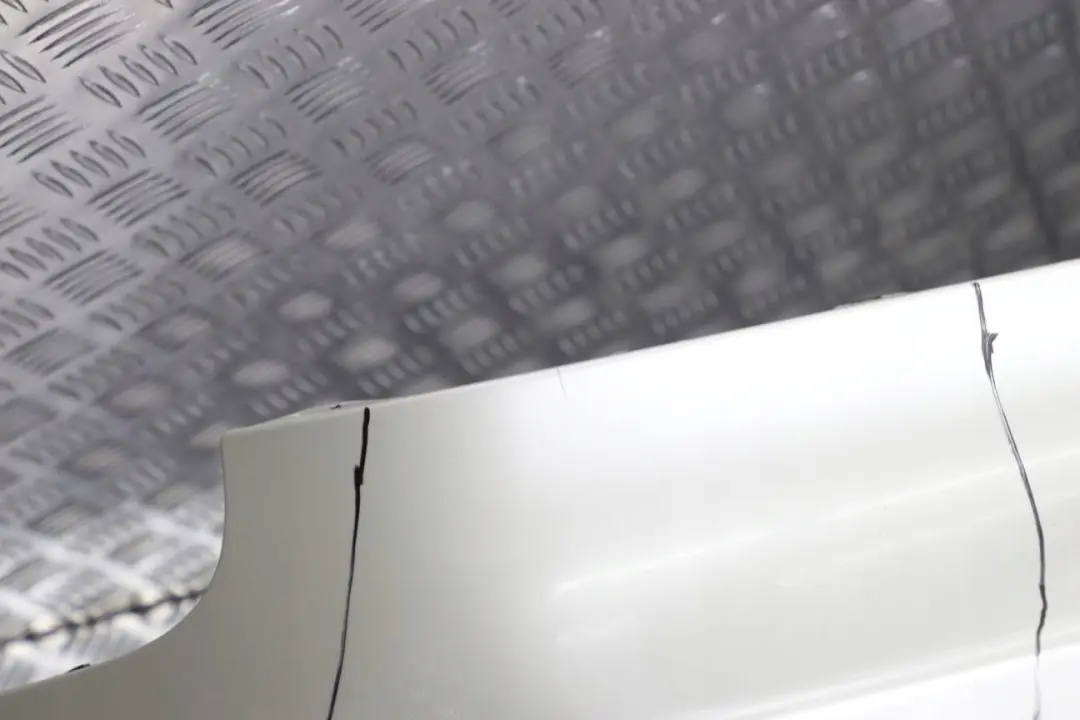 Zderzak tylny tył M3 do BMW E92 E93 o numerze 0433104 BMW E92 E93 Zderzak tylny tył M3 - SKU 0433104-WG - Numer Części 0433104