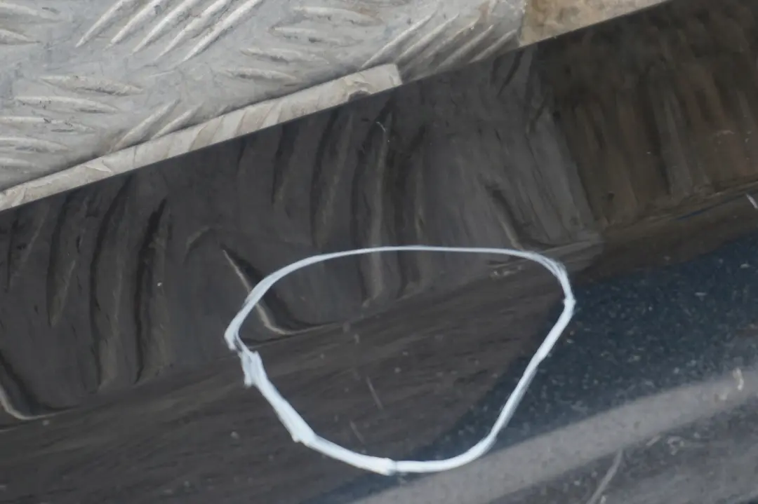 Schwellerleiste Blende Schweller Rechts Schwarz 2 für BMW 3 er 16 E90 E91 mit Teilenummer 0032950 BMW 3 er 16 E90 E91 Schwellerleiste Blende Schweller Rechts Schwarz 2 - SKU 0032950-SCH16 - Teilenummer 0032950