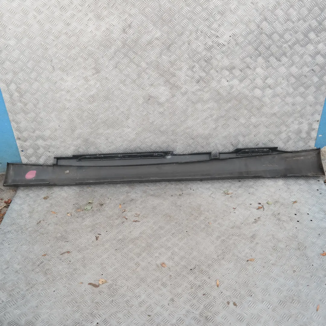 BMW 1 er E87 LCI Schwellerleiste Blende Schweller rechts Sparkling Graphite A22 - SKU 0036144-SG - Teilenummer 0036144-SG
